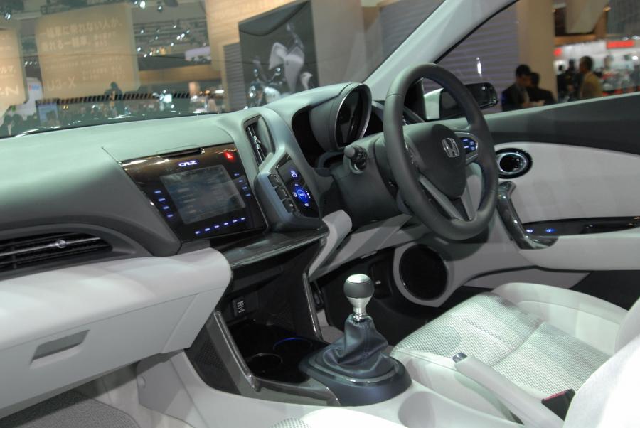  Honda CR-Z Concept 2009 года  (фото 29 из 50)